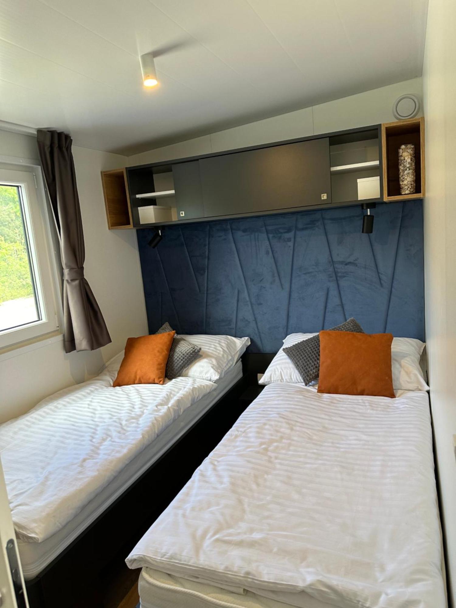 Mobile Home - Sea La Vie Biograd Na Moru Bagian luar foto